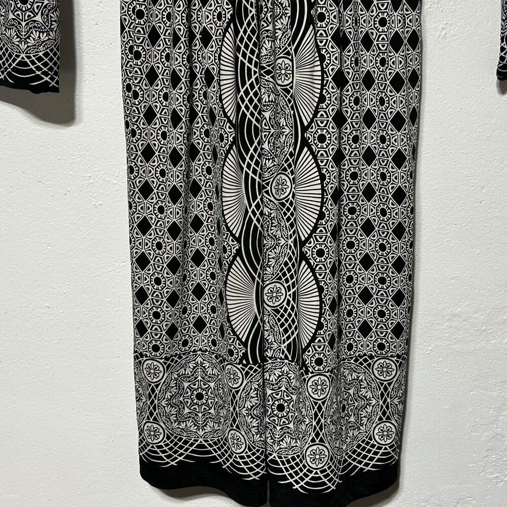 eci New York Black/ White Womens Dress V Neck Size Small NWT - Picture 7 of 16